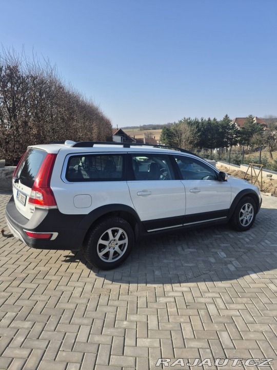 Volvo XC70 2,4   D4 AWD 158kW 2015