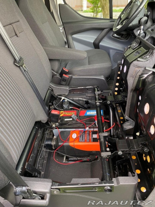 Ford Transit 2,2   Prodám Ford Tranzit 2015