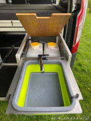 Ford Transit 2,2   Prodám Ford Tranzit 2015