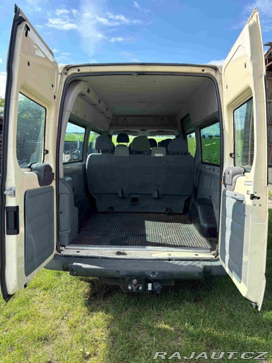 Ford Transit 2,2   TDCi 9 míst 2010