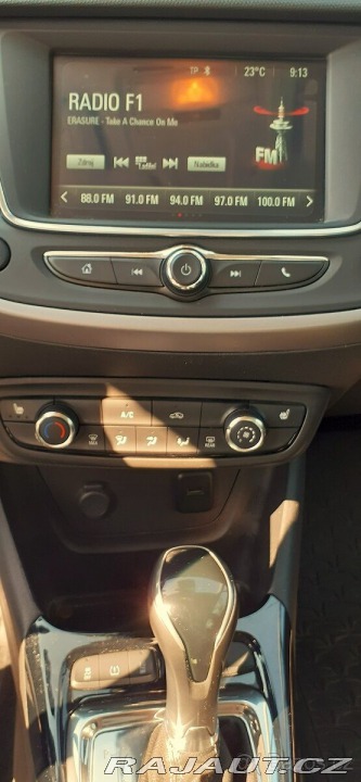 Opel Crossland X v dobrém stavu 2018