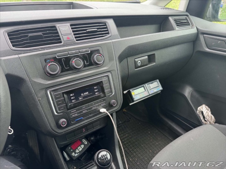 Volkswagen Caddy 2,0   150 PS – Mrazák do 2017