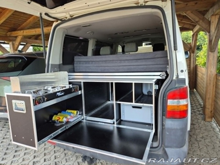 Volkswagen Transporter T5 2009