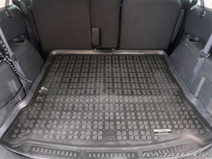 Mazda 5 2.0,83kW,7Míst,Center-Lin 2011