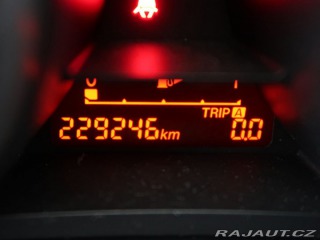 Mazda 5 2.0,83kW,7Míst,Center-Lin 2011