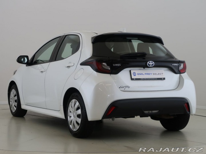 Toyota Yaris 1.5Hybrid,68kW,CZ,1Maj,Co 2023