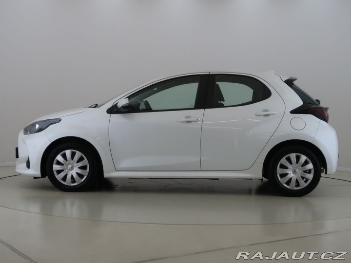 Toyota Yaris 1.5Hybrid,68kW,CZ,1Maj,Co 2023