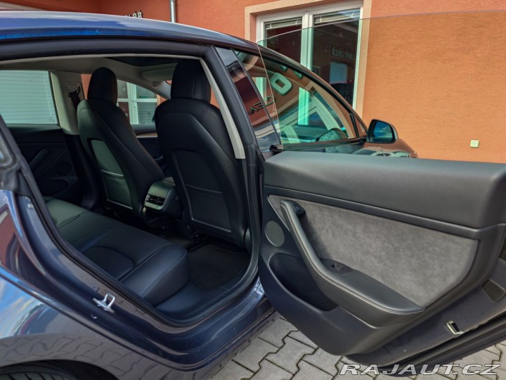 Tesla Model 3 Standard plus RWD 220kW S 2022