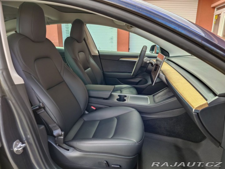 Tesla Model 3 Standard plus RWD 220kW S 2022
