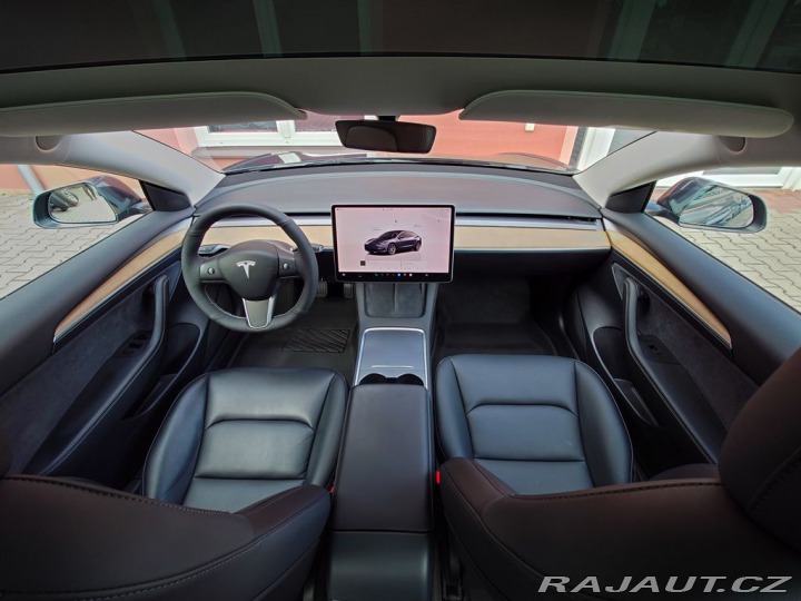 Tesla Model 3 Standard plus RWD 220kW S 2022