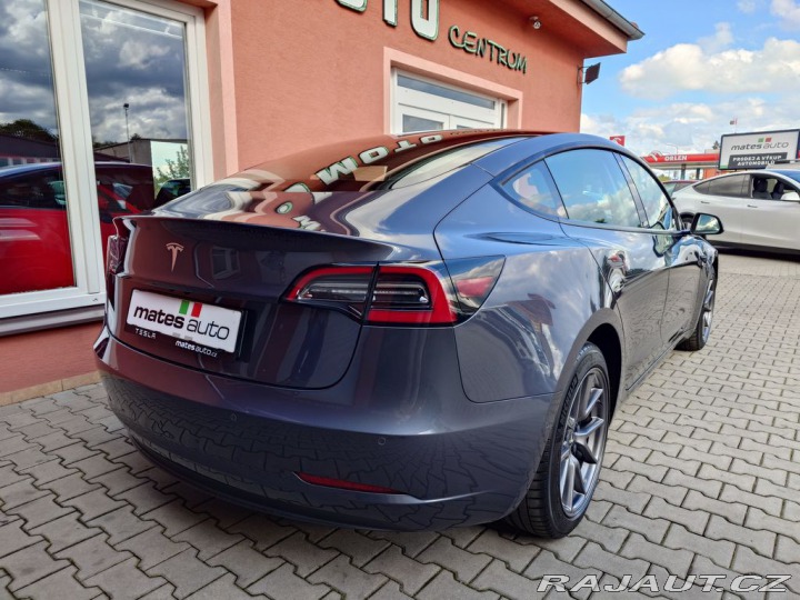 Tesla Model 3 Standard plus RWD 220kW S 2022