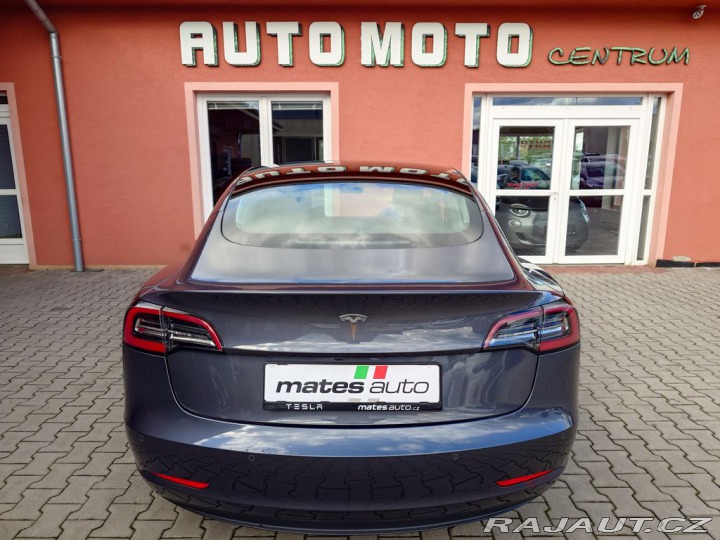 Tesla Model 3 Standard plus RWD 220kW S 2022