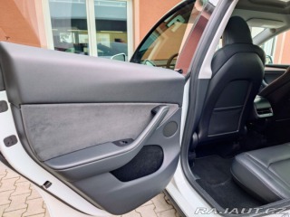 Tesla Model Y Standard plus RWD 220kW S 2023