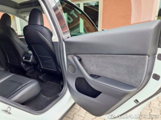 Tesla Model Y Standard plus RWD 220kW S 2023