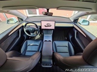 Tesla Model Y Standard plus RWD 220kW S 2023