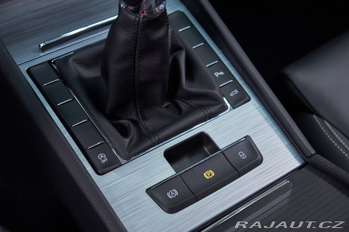 Škoda Superb Combi 2023