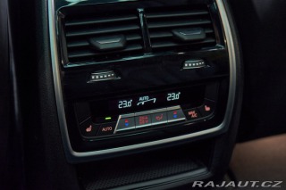 BMW X7 2021