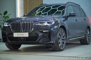 BMW X7 2021