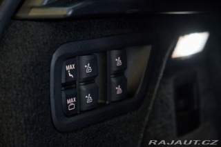 BMW X7 2021