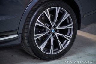 BMW X7 2021