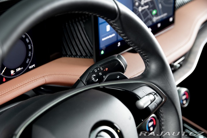 Škoda Superb Laurin & Klement 2024