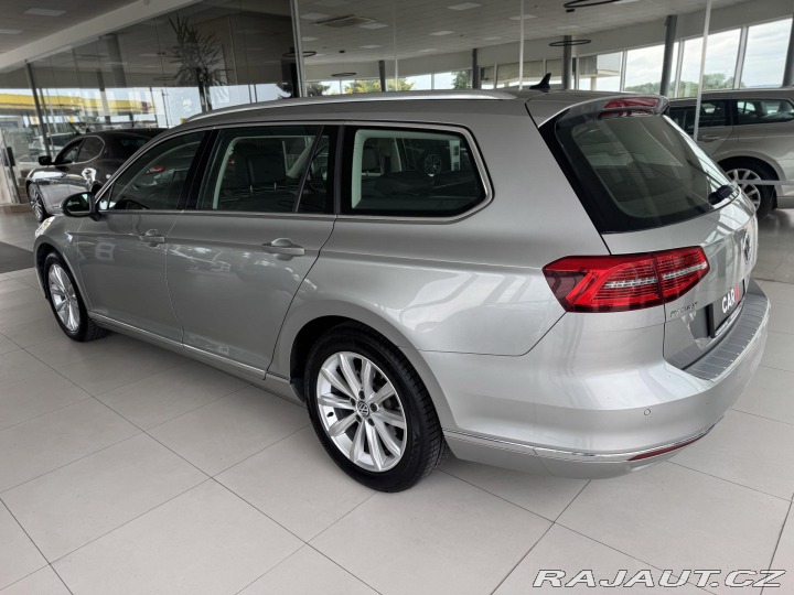 Volkswagen Passat Variant 2,0TDI DSG*Highli 2015
