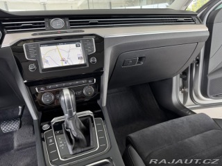 Volkswagen Passat 2,0TDI DSG*Highline*Navi* 2015