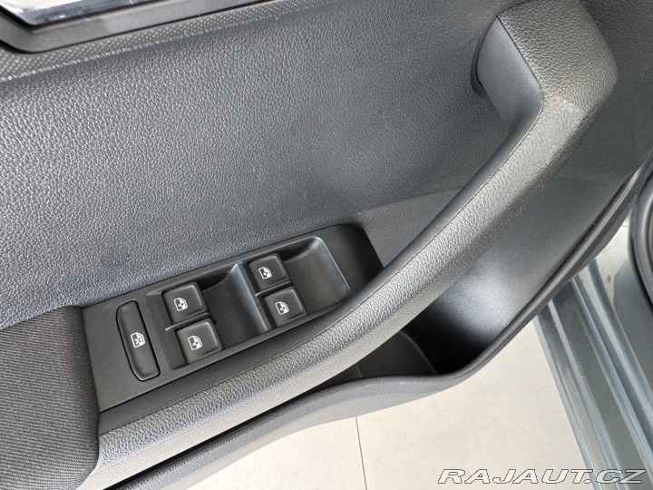 Škoda Fabia 1,0TSI 70kW*STYLE*LED*Kes 2020