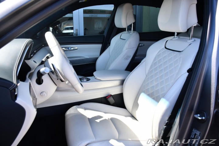 Ostatní značky Ostatní modely Genesis GV70 AWD SPORT REZERVACE 2023