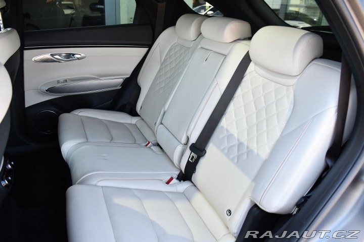 Ostatní značky Ostatní modely Genesis GV70 AWD SPORT REZERVACE 2023