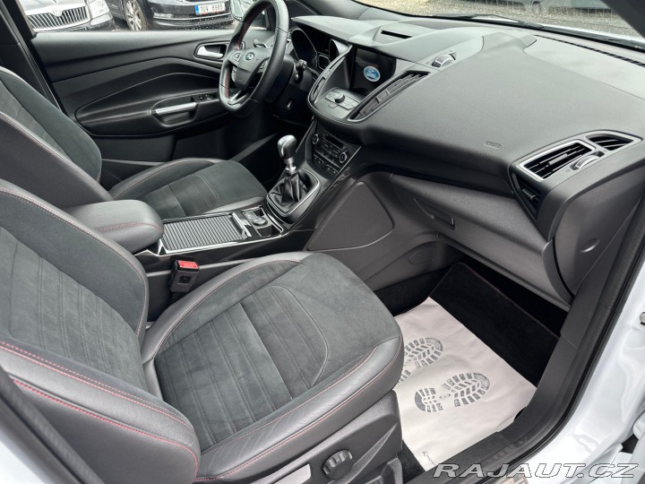 Ford Kuga 1,5EcoBoost 110KW  ST-Lin 2019
