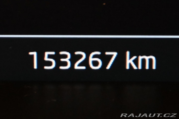 Škoda Karoq 2,0 TDI 110kW DSG Style Z 2022