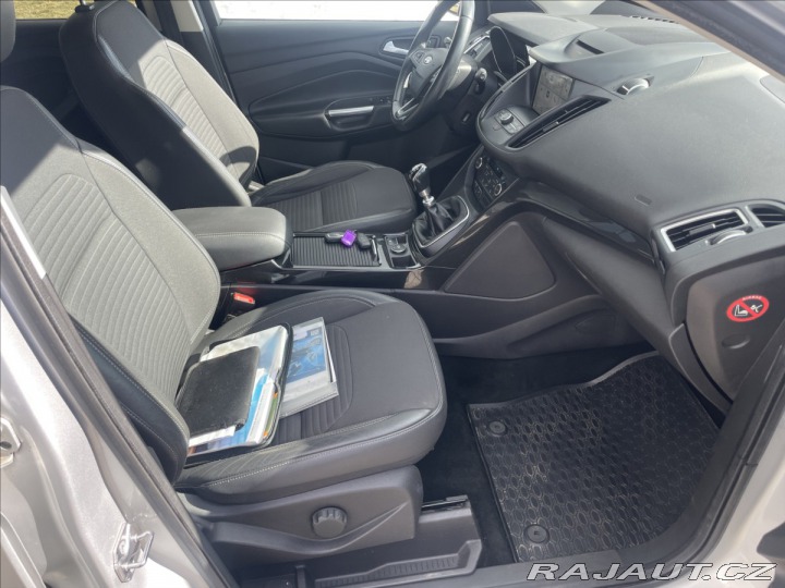 Ford Kuga 1,5 EcoBoost 110kw Tažné 2017