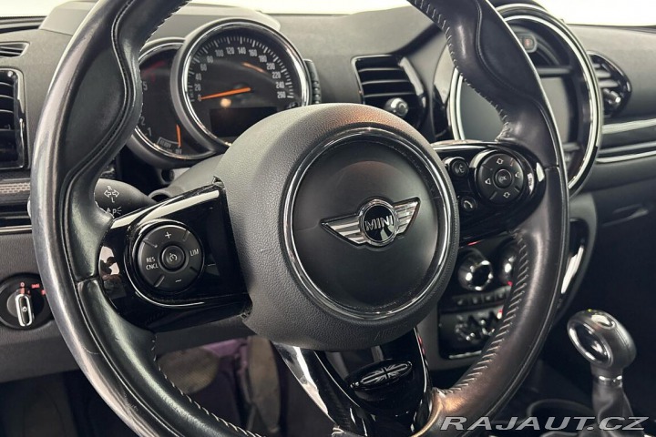 Mini Clubman Cooper D 2016