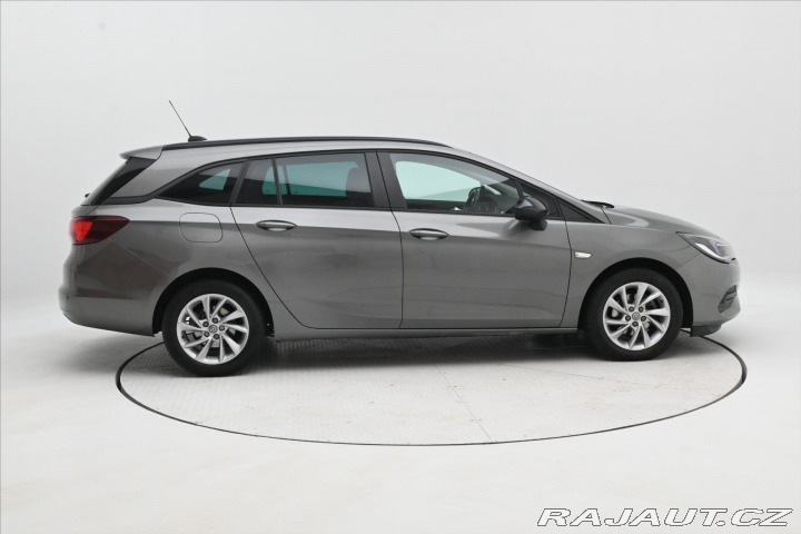 Opel Astra 1,5 CDTi 90kW Park. Kamer 2022