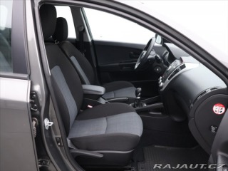 Kia Ceed 1,4 CVVT 77kW Klima CZ 2011
