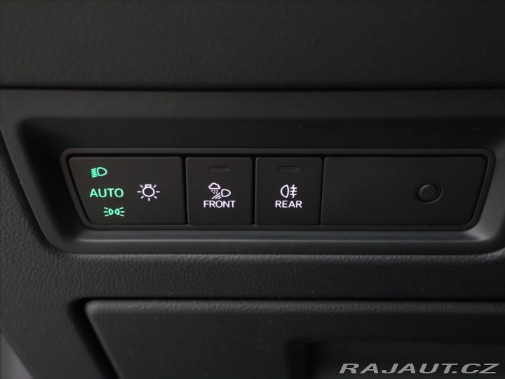 Volkswagen Touareg 3,0 TDI 170kW CZ DPH 1.Ma 2021