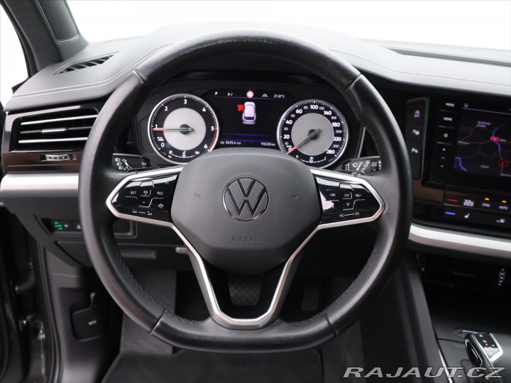 Volkswagen Touareg 3,0 TDI 170kW CZ DPH 1.Ma 2021