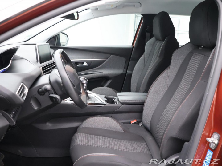 Peugeot 5008 1,5 HDI 96kW 7-Míst CZ DP 2021