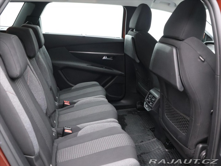 Peugeot 5008 1,5 HDI 96kW 7-Míst CZ DP 2021