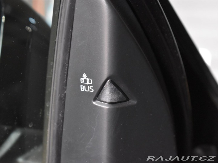 Volvo V40 2,0 D3 Cross Country Adap 2017