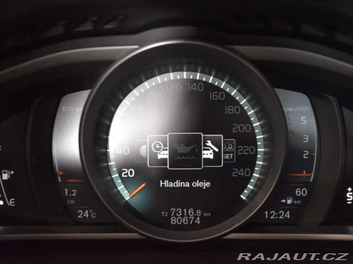Volvo V40 2,0 D3 Cross Country Adap 2017