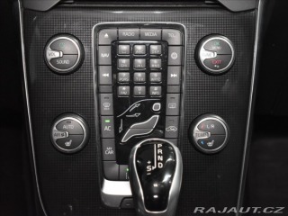 Volvo V40 2,0 D3 Cross Country Adap 2017