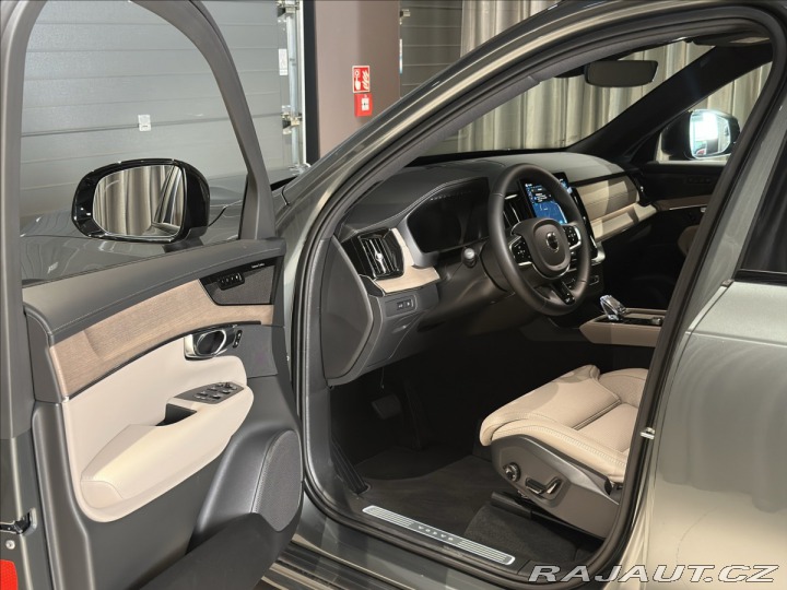 Volvo XC90 2,0 T8  Plus Dark 2026