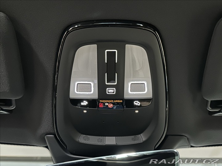 Volvo XC90 2,0 T8  Plus Dark 2026