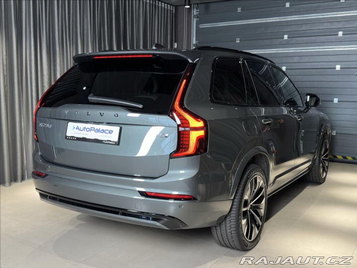 Volvo XC90 2,0 T8 PHEV Plus Dark 2026