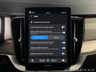 Volvo XC90 2,0 T8  Plus Dark 2026