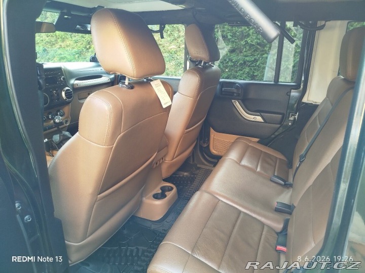 Jeep Wrangler 3,8 Unlimited Oscar Mik 2011