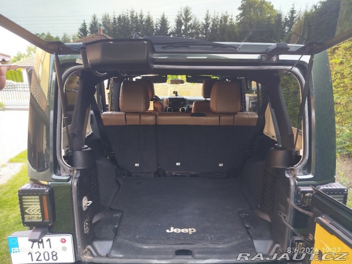 Jeep Wrangler 3,8 Unlimited Oscar Mik 2011