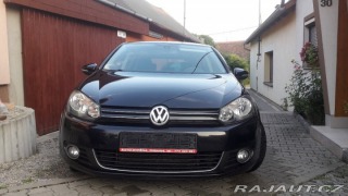 Volkswagen Golf 2,0 Tdi highline, tažné 1800